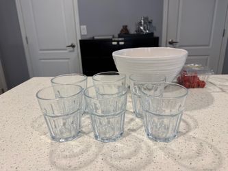 6 Clear Glass Drinking Glasses