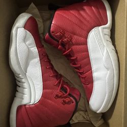 Jordan 12 Retro “Gym red”