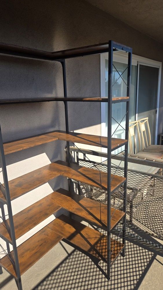 Great Condition Corner Book Shelf