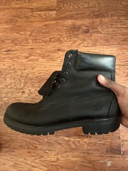 BLACK TIMBERLANDS