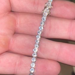 Mossainite bracelet