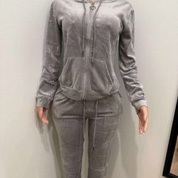 New Women's 2 Piece Set Size L/XL 