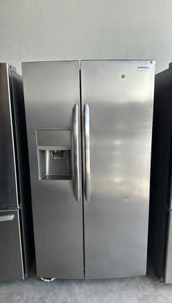 Frigidaire Side by Side Stainless Steel - Large Capacity, Adjustable Shelves