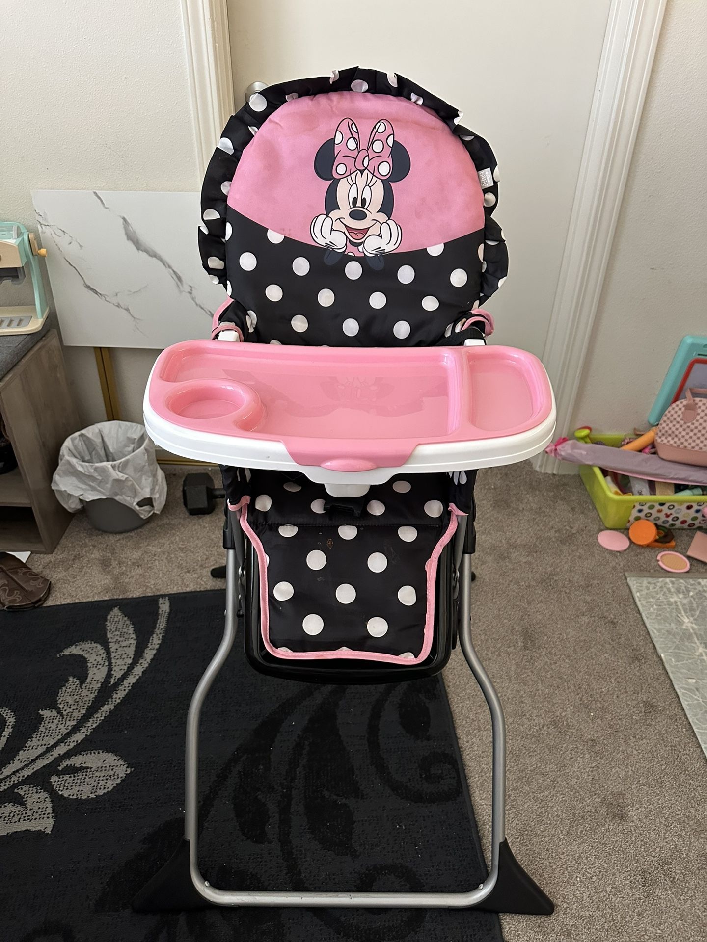 Minnie folding High chair