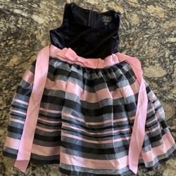 Beautiful Girl’s Holiday Dress Size 4