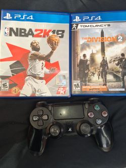 PS4 controller 2 games + 2 free movies
