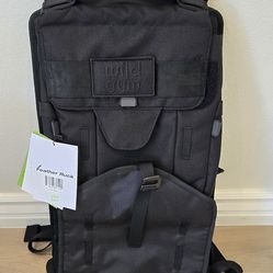 Brand New Wild Gym Black Feather Ruck Backpack With Built-in Hip Belt and Weight Plate Compatibility