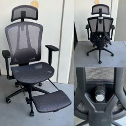 New In Box Heavy Duty Computer Mesh Chair With Footrest Lumbar Support Adjustments Dark Gray Office Furniture 