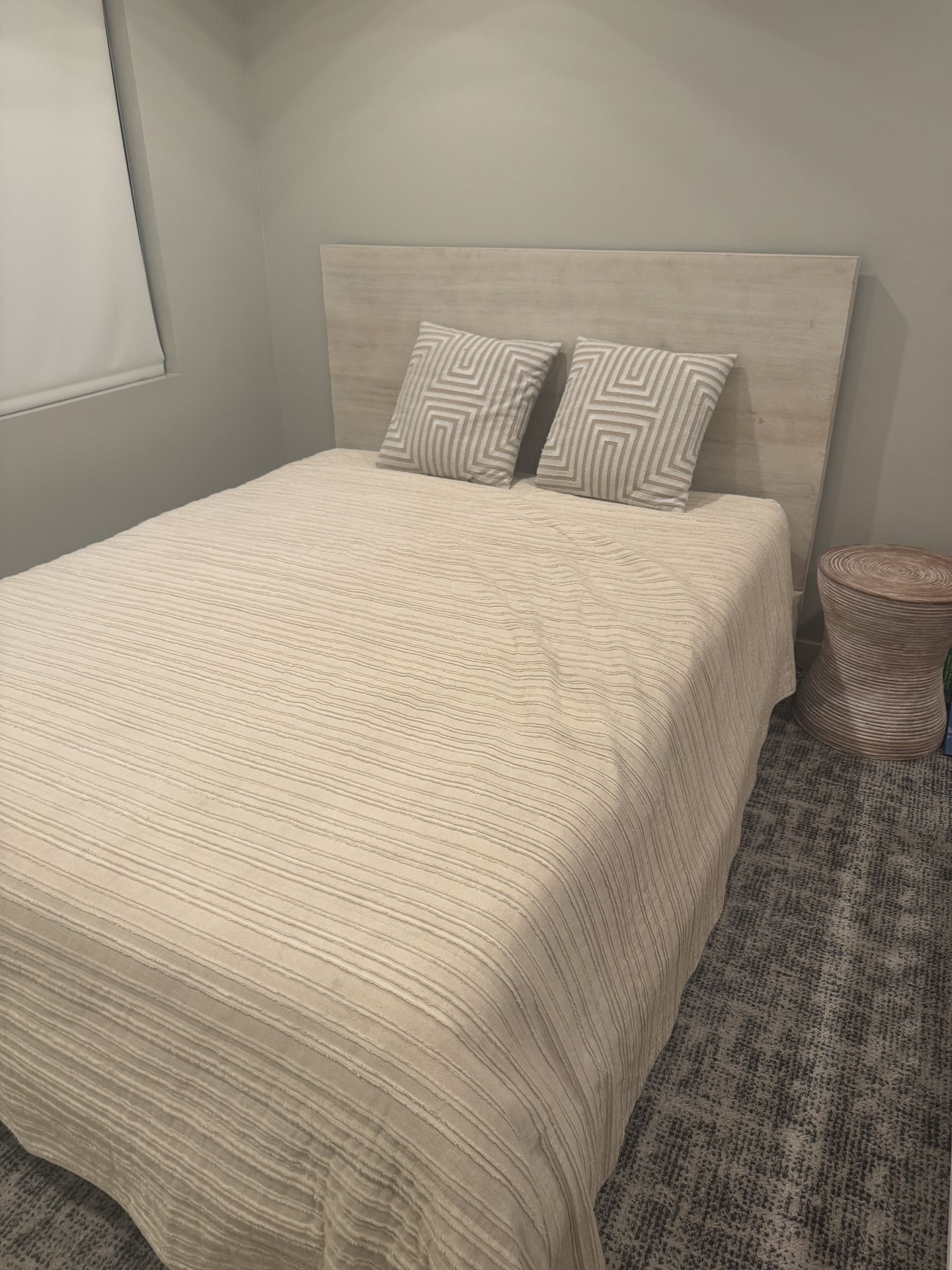 Cayman Platform Bed – Queen Biscotti Finish by Pottery Barn + Mattress – Like New