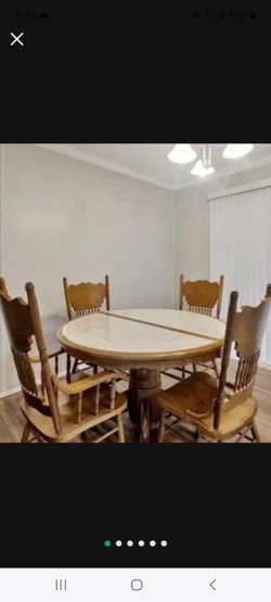 Dining  table 6  Chairs