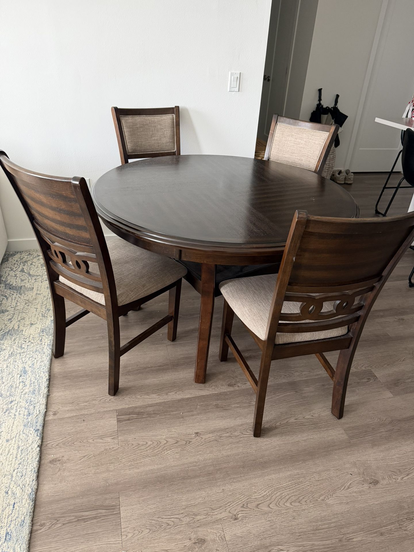 Dining Table Set Of 5