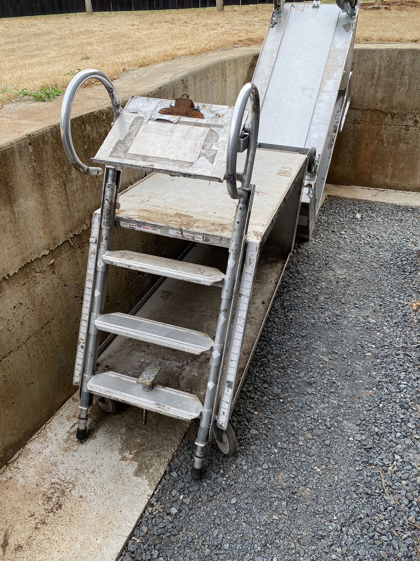 Aluminum warehouse/shop/tool/parts/ladder carts