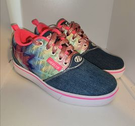 Heelys Pro 20 Barbie denim roller sneakers youth size 4