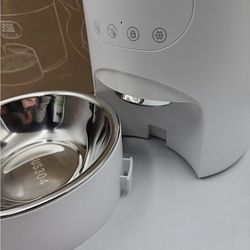 Automatic Cat Feeder