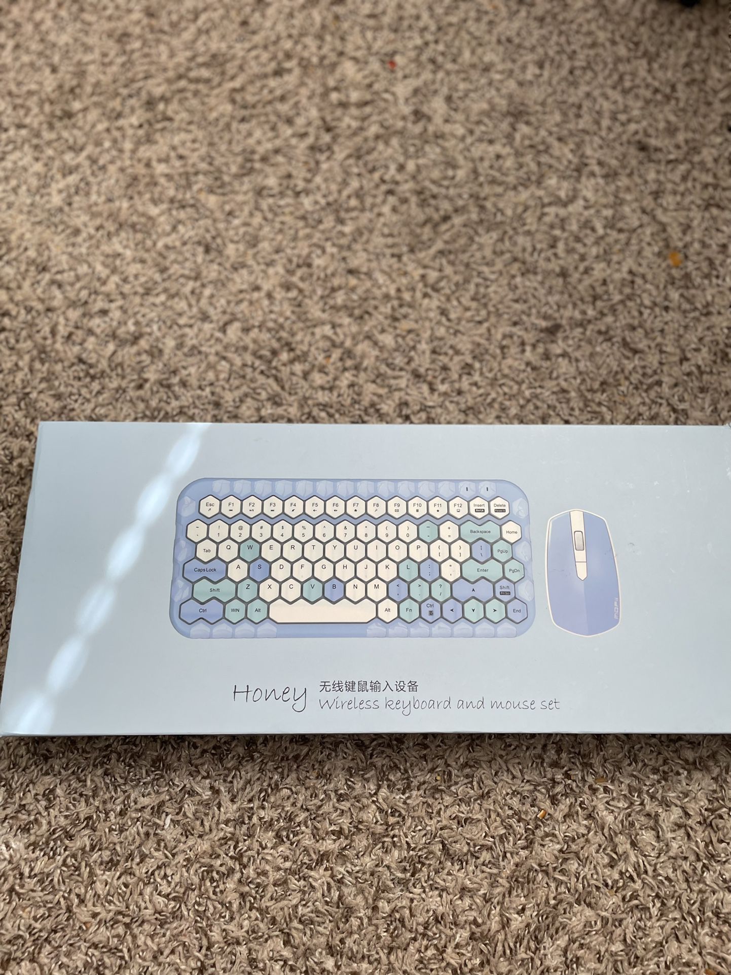 Wireless Keyboard & Mouse 