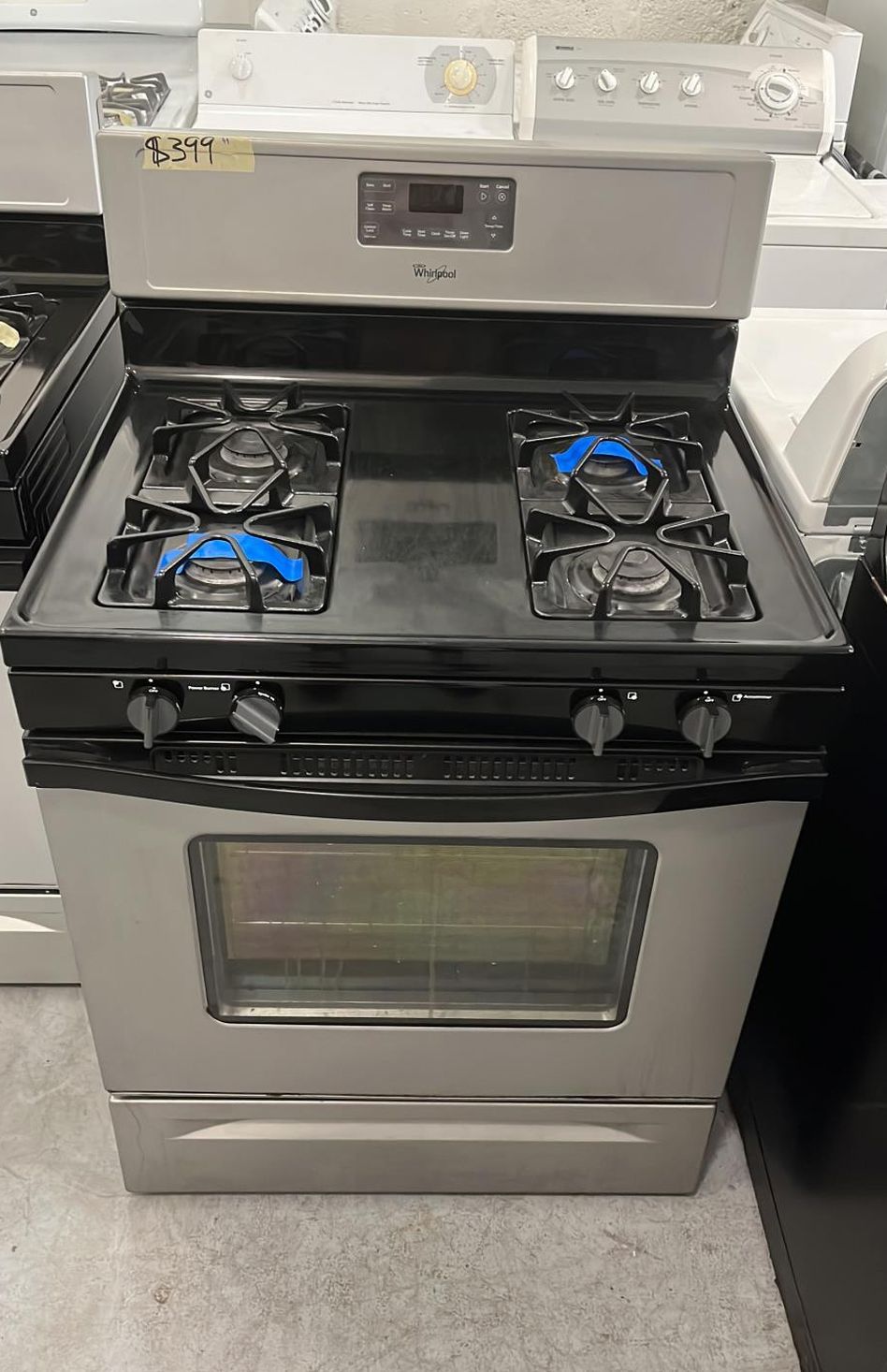 Like New Whirlpool Gas Stove/Oven - GREAT condition!