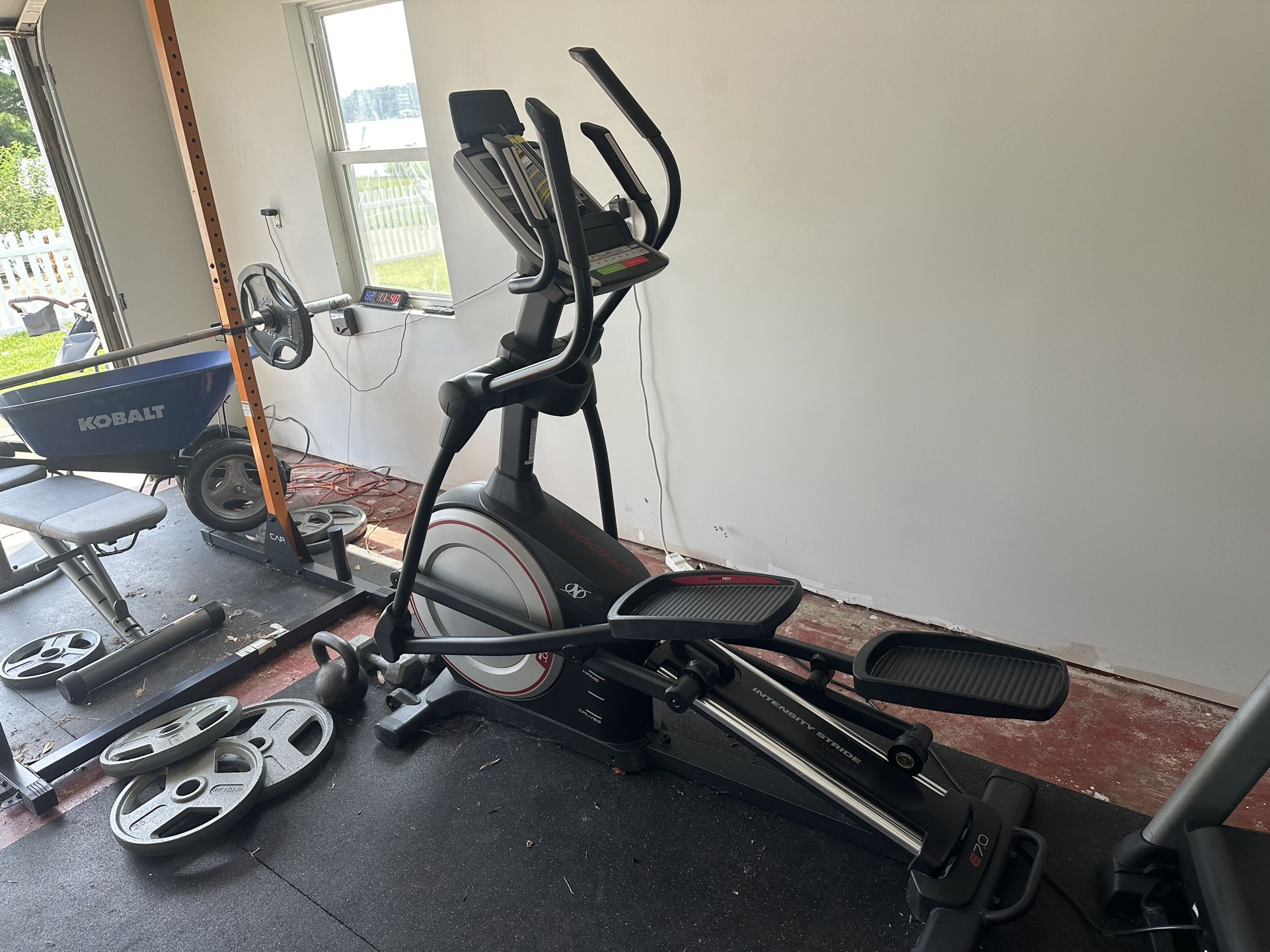 NordicTrack E70 Elliptical