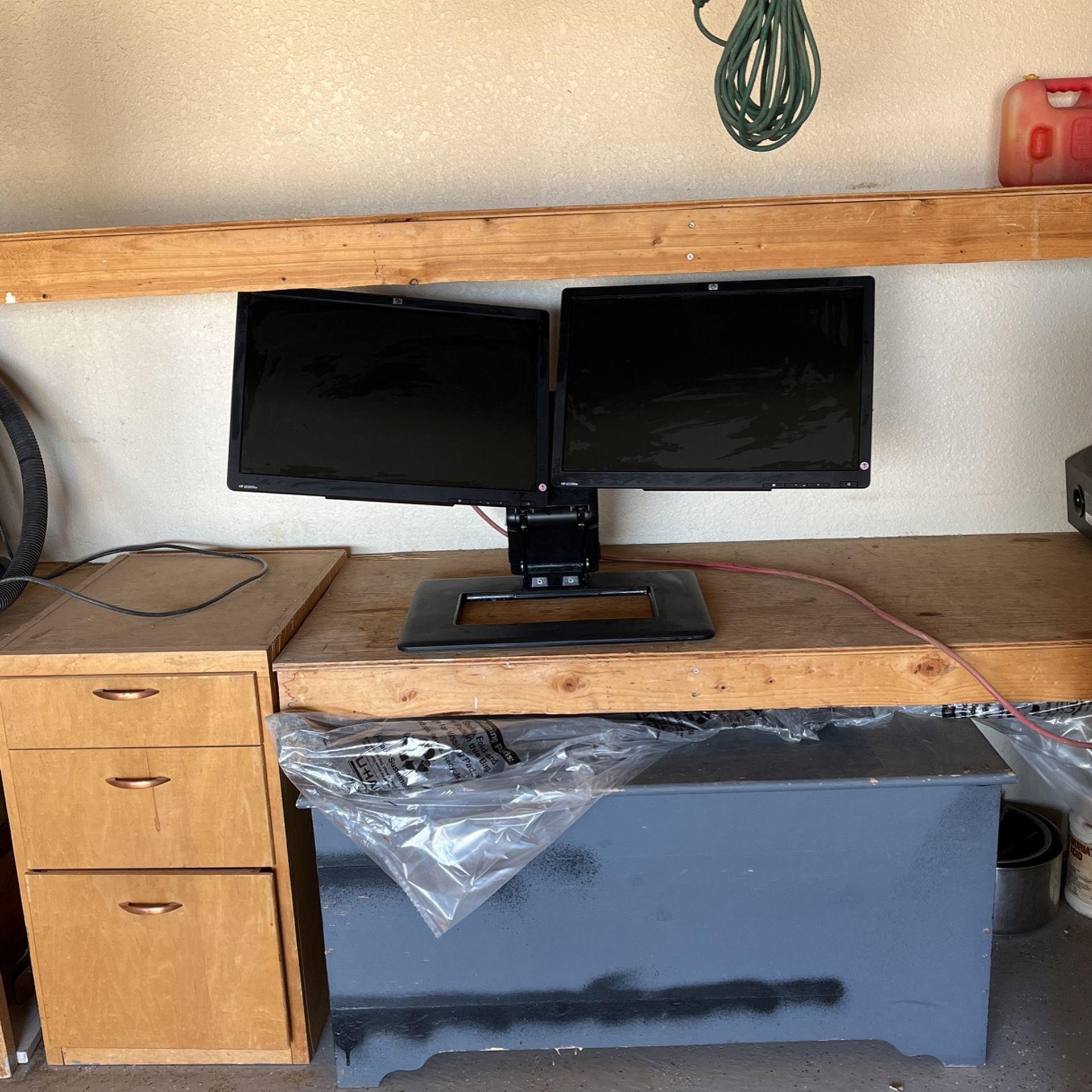 Double PC Monitors