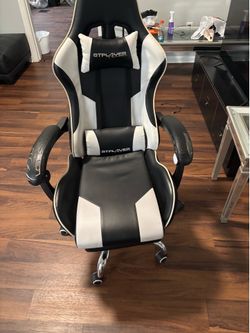 Gaming chair