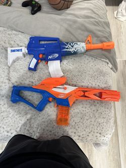 NERF GUNS 