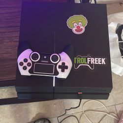 Working Ps4 Slightly Used With Controller 