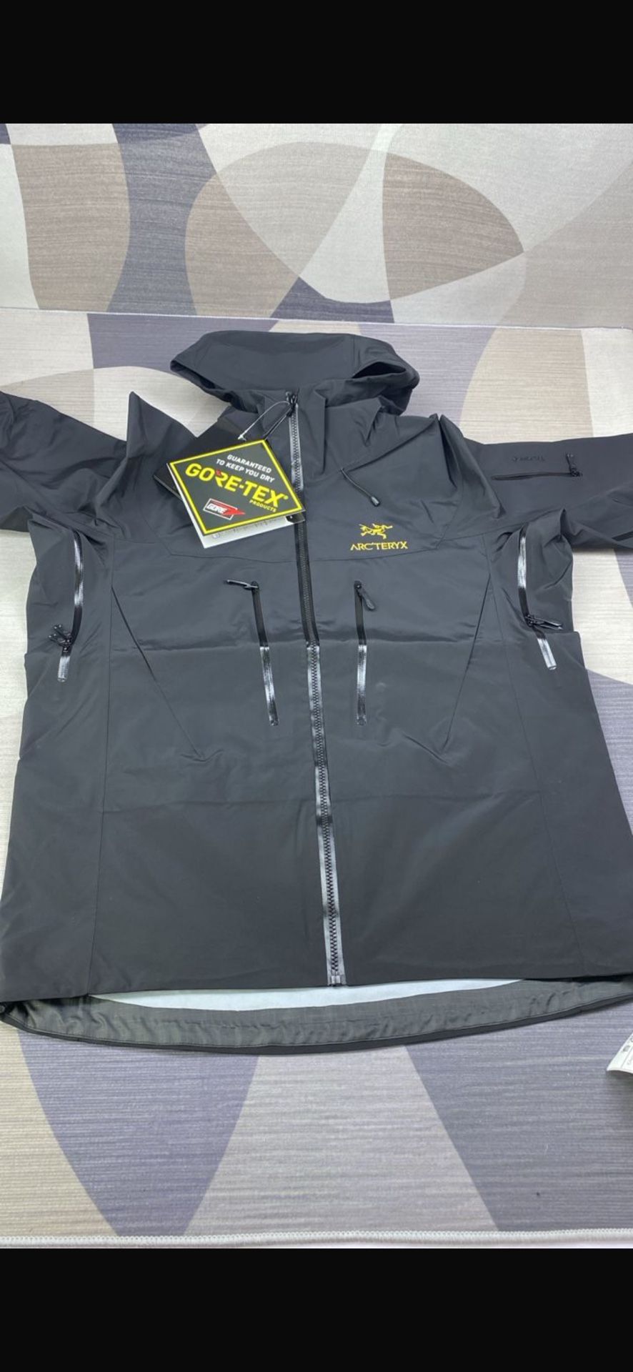 Arc'teryx Alpha SV Jacket 24K Gold Logo