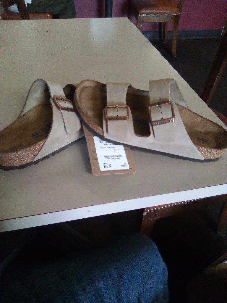 BIRKENSTOCK Men's 8.5 Women's 10