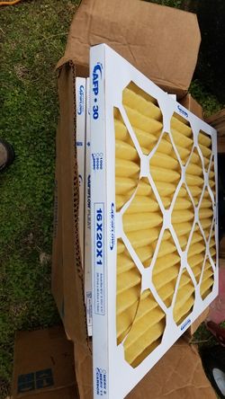 Pleated commercial air filters