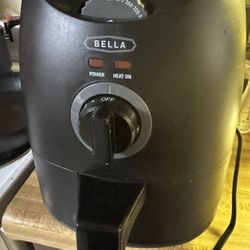 BELLA 2-qt Air Fryer – Black, great for 1–2 people