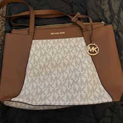 Michael Kors Purse 