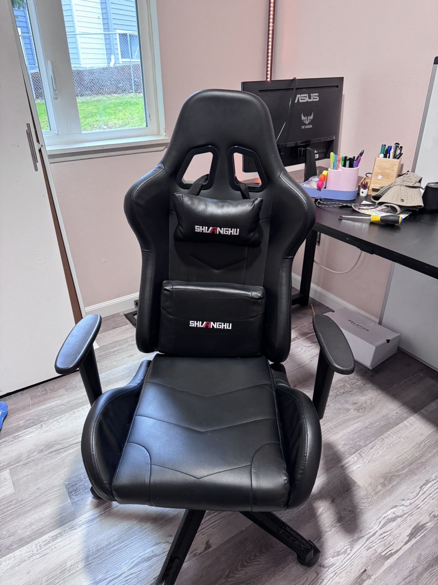 shvangu gaming chair