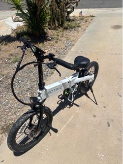 WHITE LECTRIC E-BIKE
