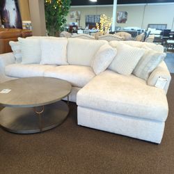 White Modern Brand New Sectional Sofa Couch 