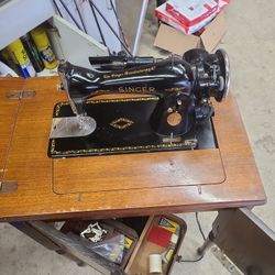 Singer Sewing Machine