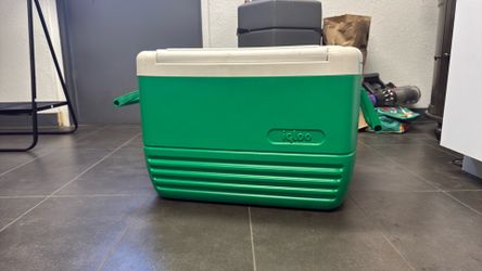 Igloo Cooler