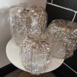 3 Glitter Bow Decorations