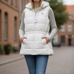 NEW Tommy Hilfiger Sport Puffer Vest Women’s Large  White Hooded Full Zip