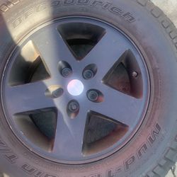 4 jeep tires and rims