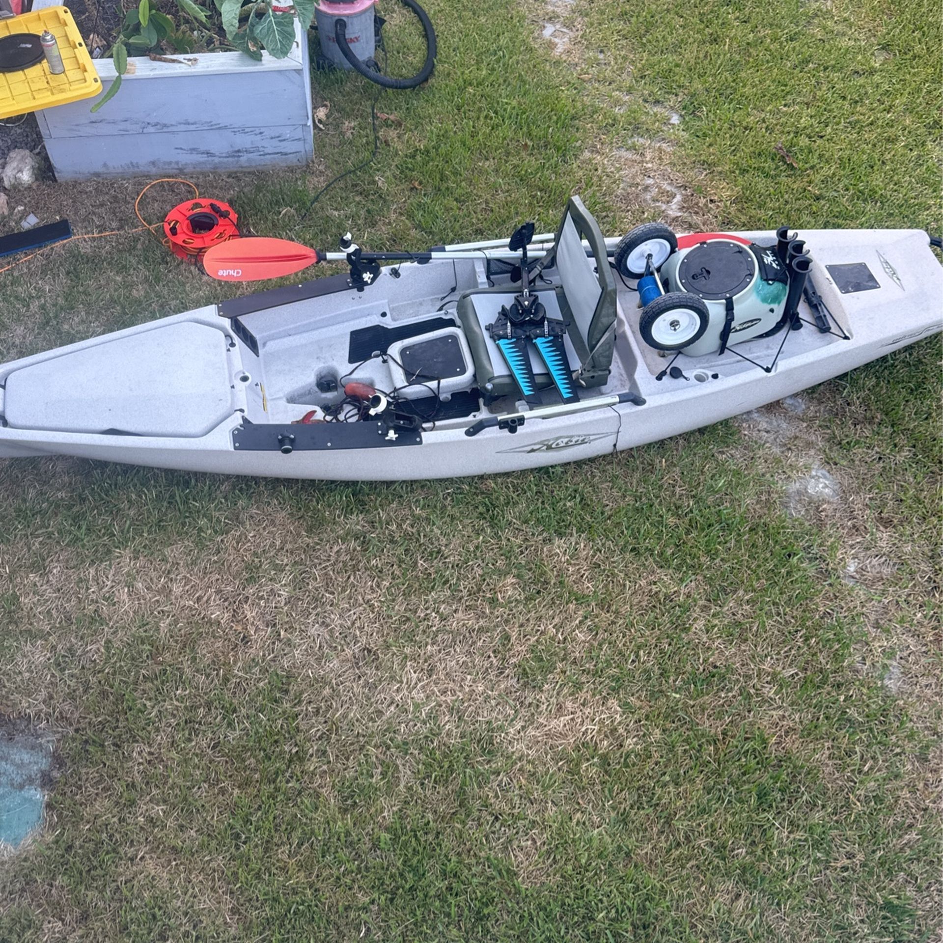 Hobie Pro Angler 14 Kayak