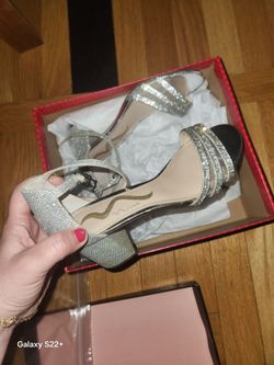 Nina Silver Glitter Block Heel Sandals size 6