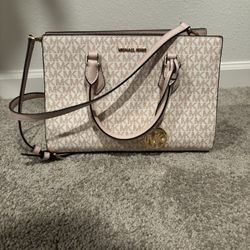 Women’s Michael Kors Bag 