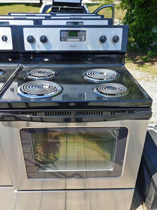 Whirlpool stainless stoves "90 warranty" for Sale in Cleveland, GA