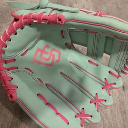 San Diego Padres City Connect Tee-ball glove