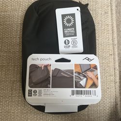 The Travel Tech Pouch 👝 