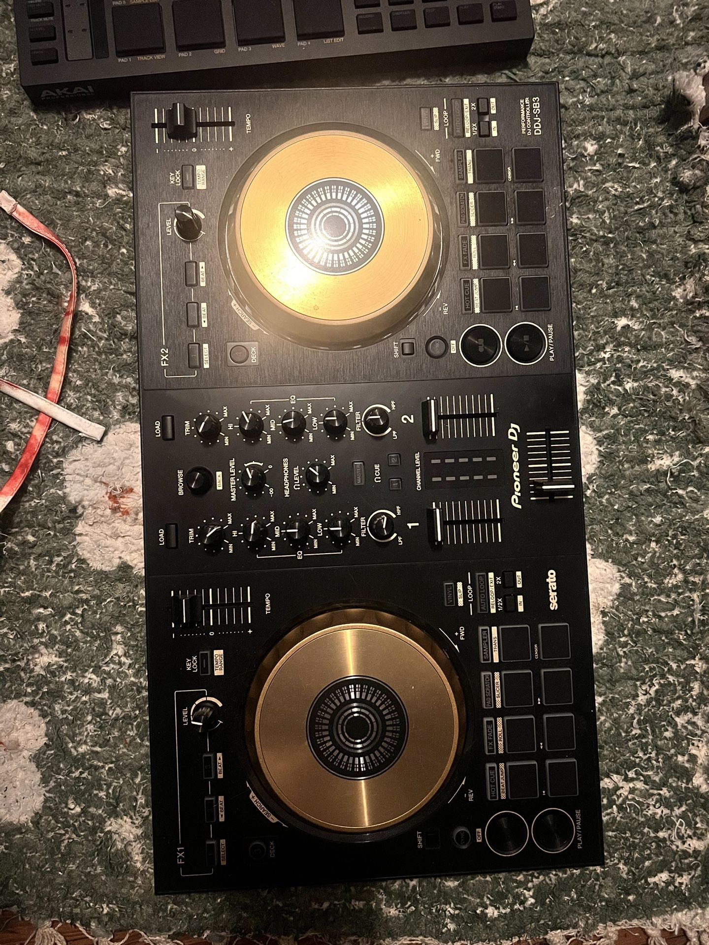 Drum pad & DJ Controller