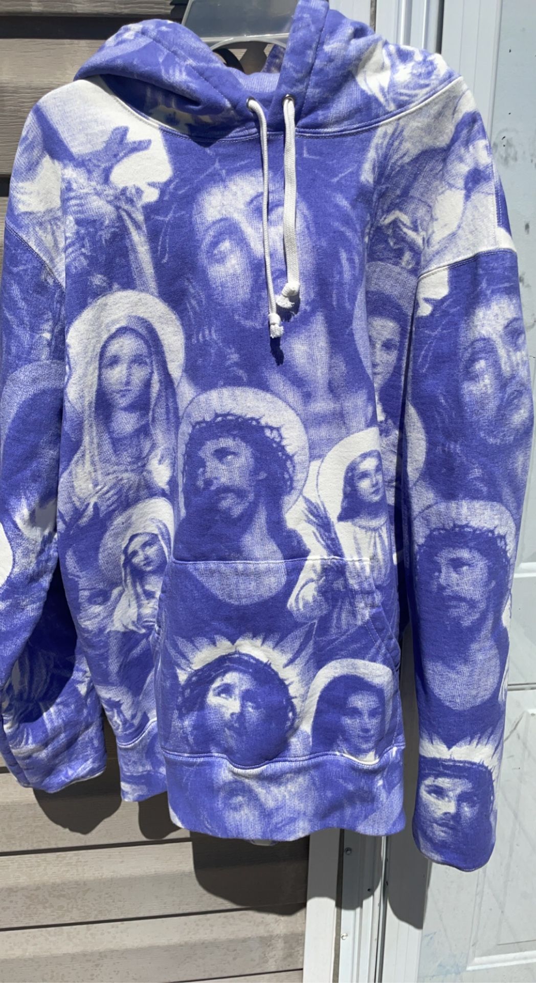 Supreme Hoodie