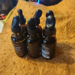 6 pack brand new bath and body works Beard Oil will not separate