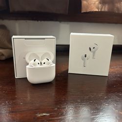 AirPods 4 
