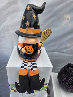 Scentsy Halloween Witch Warmer