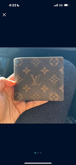 Louis Vuitton Unisex Wallet